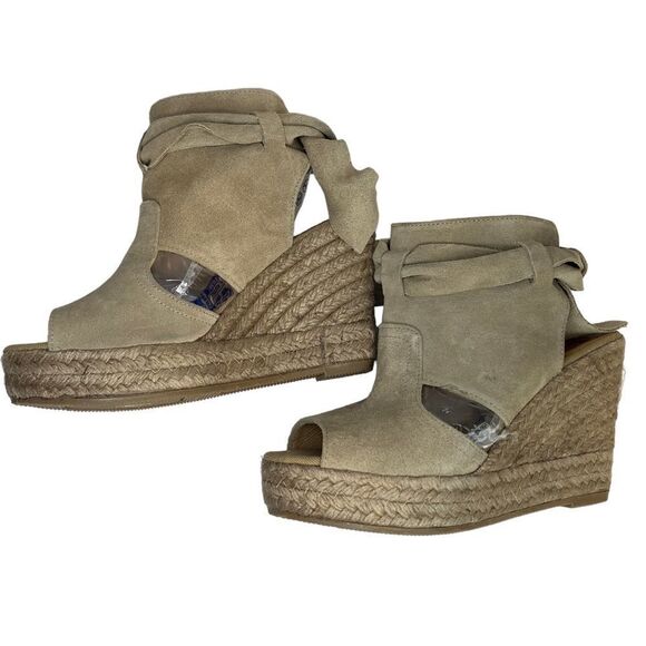 KANNA Suede Platform Wedge Heels - Picture 5 of 9